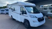 Schräg Vorne Hobby Optima ONTOUR Edition V65 GE TV-SAT Anlage
