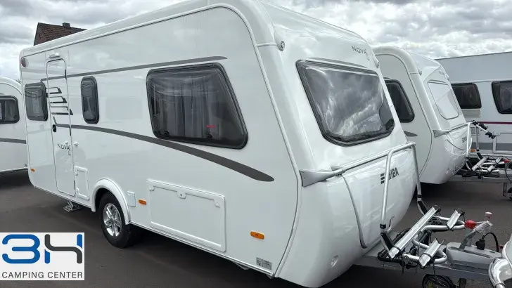 Schräg Vorne Hymer Eriba Nova Light 470