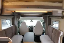 Fahrzeugbild Bürstner Lyseo TD 684 G+Markisse+Harmony Pak. #8