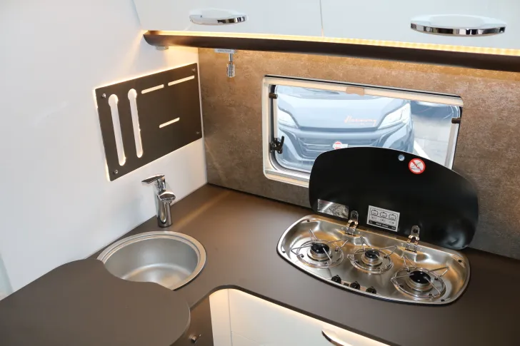 Fahrzeugbild Bürstner Lyseo TD 684 G+Markisse+Harmony Pak. #10