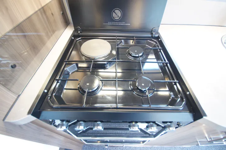 Fahrzeugbild Kabe Royal 600 TDL E2 #17
