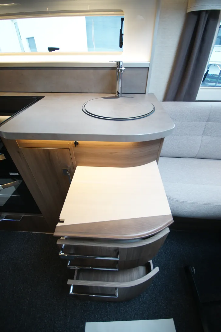 Fahrzeugbild Kabe Royal 600 TDL E2 #26
