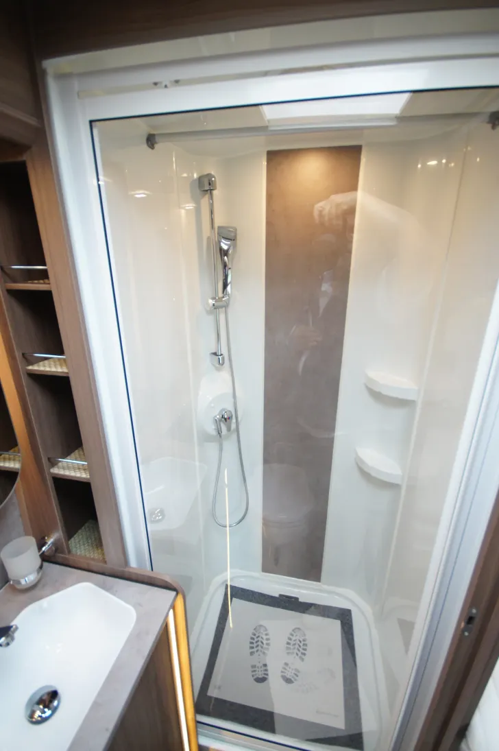 Fahrzeugbild Kabe Royal 600 TDL E2 #41
