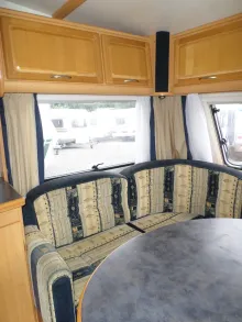 Fahrzeugbild LMC Ambassador 560 Nr. 1 - franz. Bett, RSG #9
