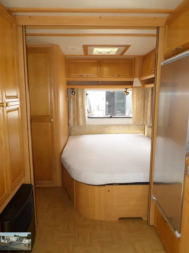 Fahrzeugbild LMC Ambassador 560 Nr. 1 - franz. Bett, RSG #16