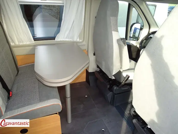 Fahrzeugbild Pössl D-LINE 2WIN PLUS #4