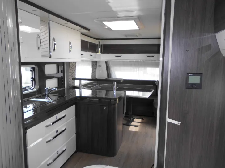Fahrzeugbild Hobby Prestige 560 FC 2025 %Lagerabverkauf% #13