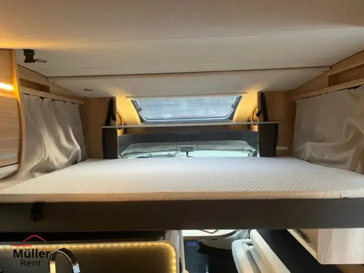 Fahrzeugbild Knaus Sky Wave 60 YEARS 650 MF hochwertige Ausstattung #26