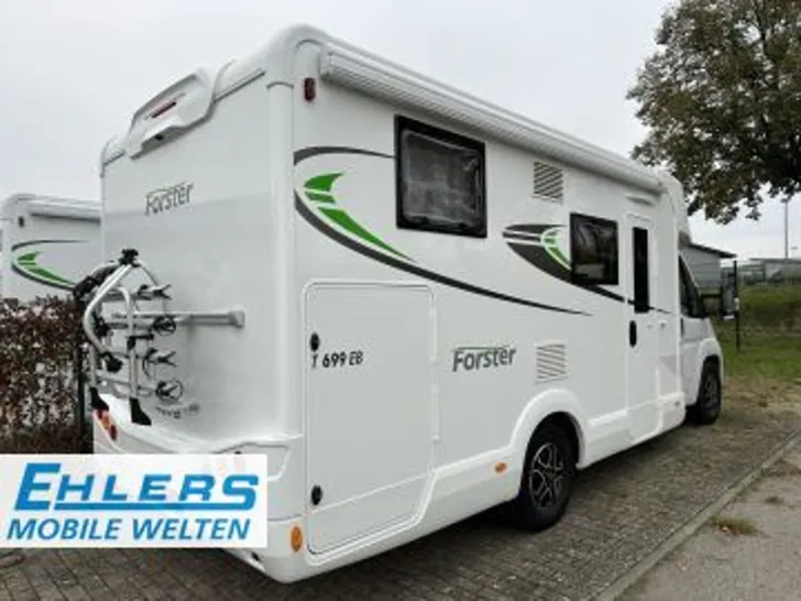 Fahrzeugbild Forster T 699 EB Autom/Hubbett/Markise/Radträger/Winter Paket/Alu #16
