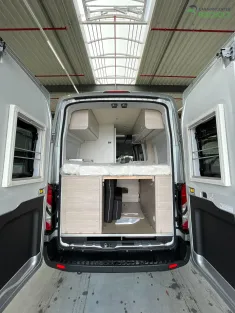 Bild 7 Bürstner LINEO C 590 Aufstelldach / Automatik / 170 PS