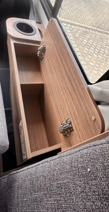 Fahrzeugbild Knaus Van I 650 MEG L -Sitzgruppe, Rahmenfenster #18