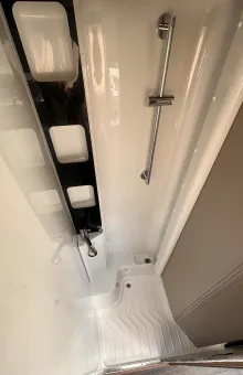Fahrzeugbild Knaus Van I 650 MEG L -Sitzgruppe, Rahmenfenster #19