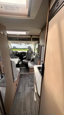 Fahrzeugbild Knaus Van I 650 MEG L -Sitzgruppe, Rahmenfenster #6