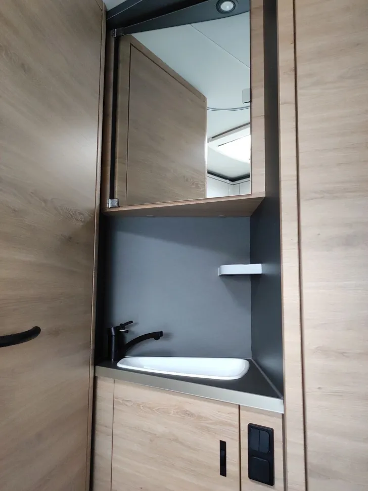 Fahrzeugbild Knaus L!VE WAVE PLATINUM SELECTION 650 MF Live Wave #16