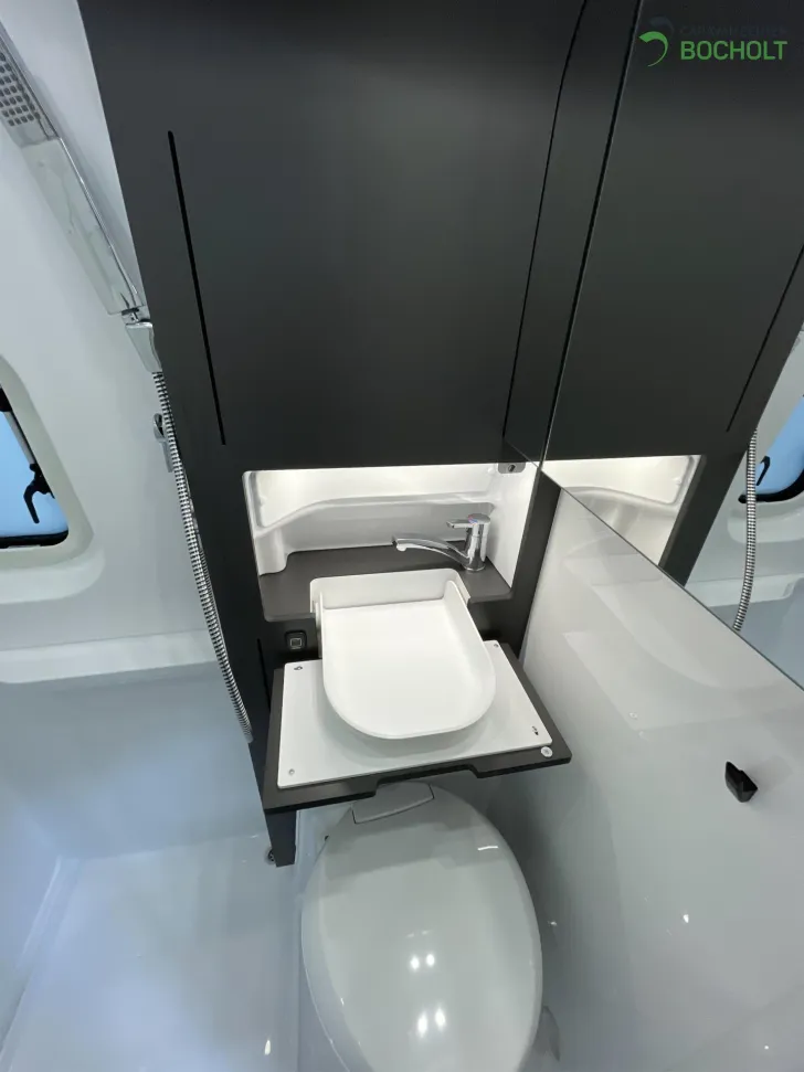 Fahrzeugbild Hobby Maxia VAN 680 DT Automatik / ACC / Sitzheizung / Navi #17
