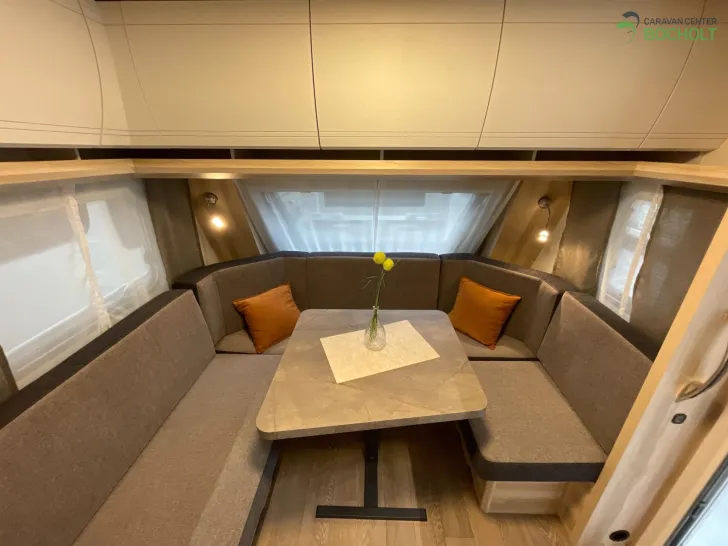 Fahrzeugbild Hobby De Luxe 460 LU Modell 2026 #8