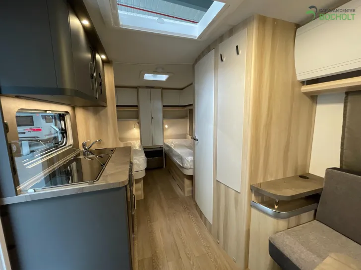 Fahrzeugbild Hobby De Luxe 460 LU Modell 2026 #9