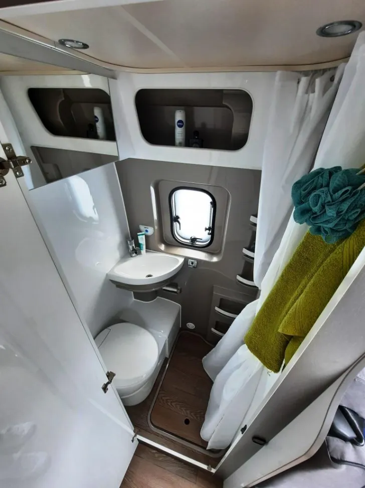 Fahrzeugbild Hobby Vantana De Luxe K60 FT #17