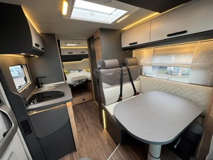 Fahrzeugbild Knaus L!VE TI 650 MEG Platinum Selection Niedrige Einzelbetten #5