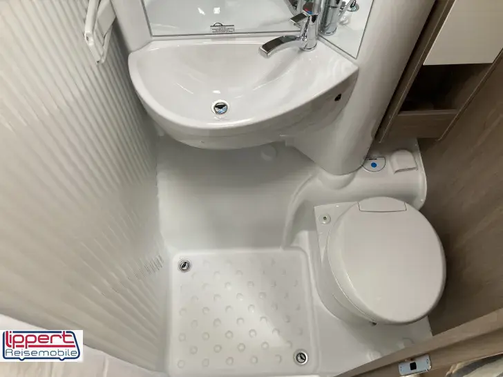 Fahrzeugbild Carado VAN 132 Reisen und Leben auf 6 mtr. #12