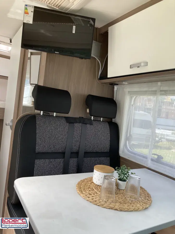 Fahrzeugbild Carado VAN 132 Reisen und Leben auf 6 mtr. #8