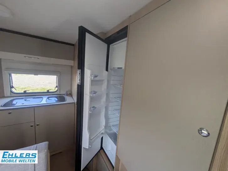 Fahrzeugbild LMC Sassino 430 D 1360kg/Fliegenschutztür/12 J Dichtheitsgarantie #11