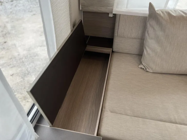 Fahrzeugbild Bürstner Premio Plus 410 TS 1500kg | Dusche | Klimavorbe. #10