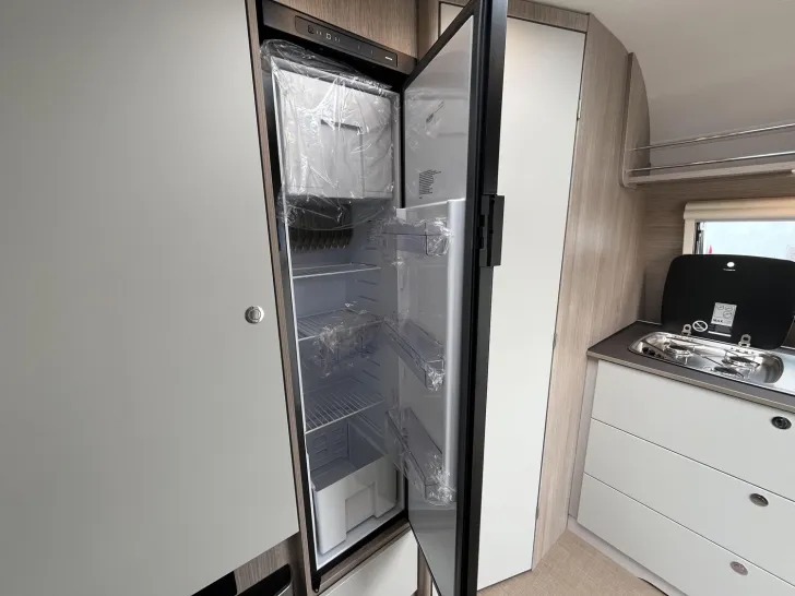 Fahrzeugbild Bürstner Premio Plus 410 TS 1500kg | Dusche | Klimavorbe. #17