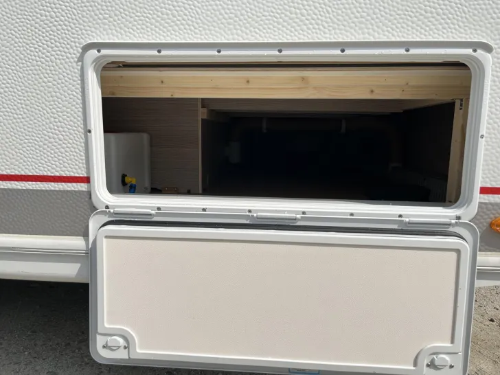 Fahrzeugbild Bürstner Premio Plus 410 TS 1500kg | Dusche | Klimavorbe. #23