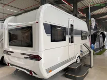 Fahrzeugbild Hobby De Luxe 460 UFe Modell 2026 / 1500 kg #4