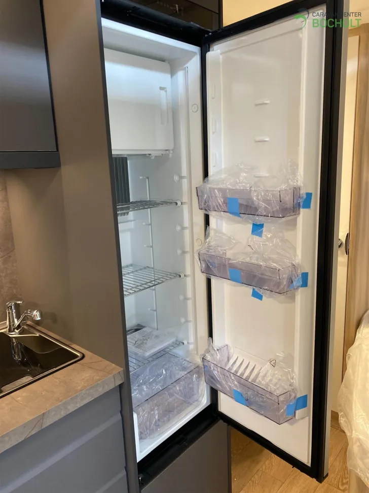 Fahrzeugbild Hobby De Luxe 460 UFe Modell 2026 / 1500 kg #8