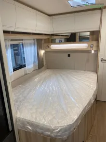 Fahrzeugbild Hobby De Luxe 495 WFB Modell 2026 / 1800 kg #10