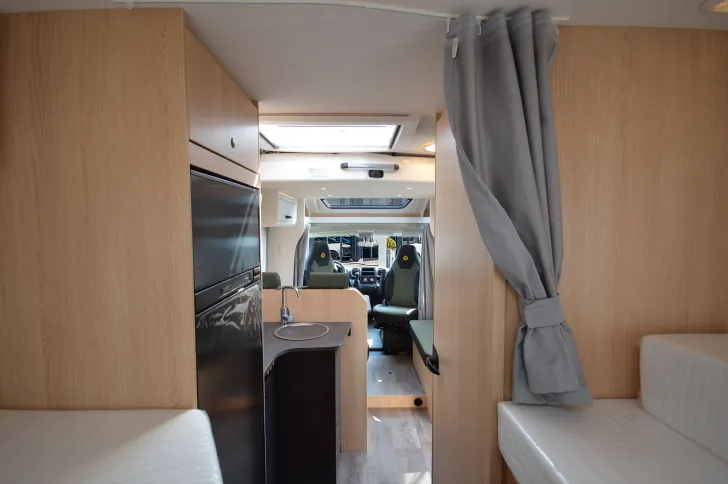 Fahrzeugbild Sunlight T 67 Adventure Edition Automatik*Hubbett #11