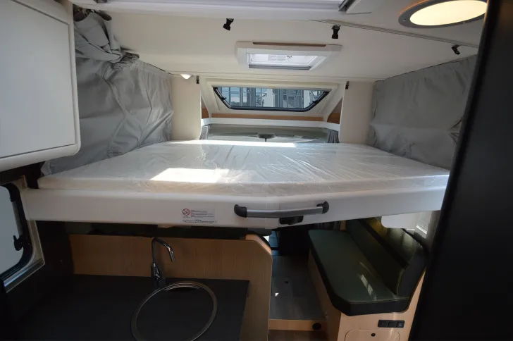 Fahrzeugbild Sunlight T 67 Adventure Edition Automatik*Hubbett #12