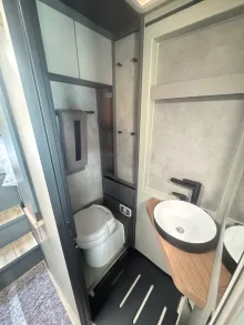 Fahrzeugbild Niesmann + Bischoff iSmove 6.9 E #13