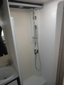 Fahrzeugbild Forster A 699 DVB - TV, 8 Schlafplätze #15