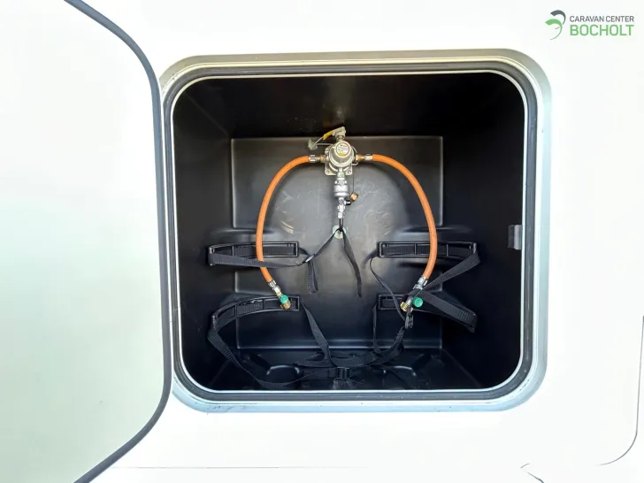 Fahrzeugbild Eura Mobil Activa One 570 HS Anhängerkupplung #7