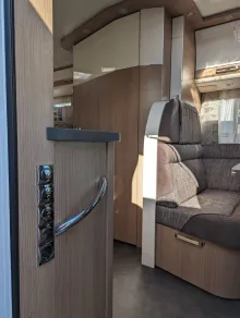 Fahrzeugbild Malibu T 430 LE #10