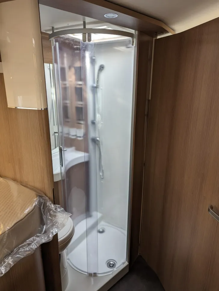 Fahrzeugbild Malibu I 430 LE #19