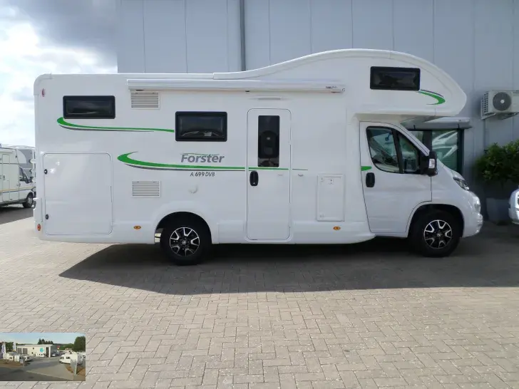 Fahrzeugbild Forster A 699 DVB - TV, 8 Schlafplätze #29