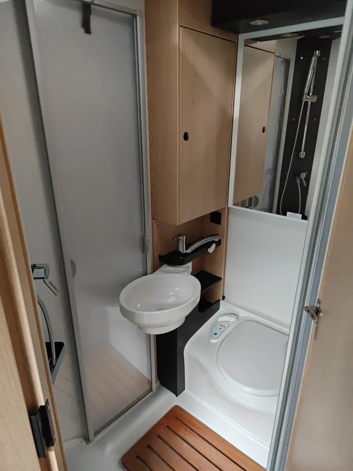 Fahrzeugbild Sunlight Adventure T 58 !! Sie sparen 7.941,- !! #12