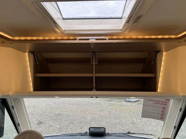 Fahrzeugbild Malibu I 490 RB LE comfort Mercedes #36