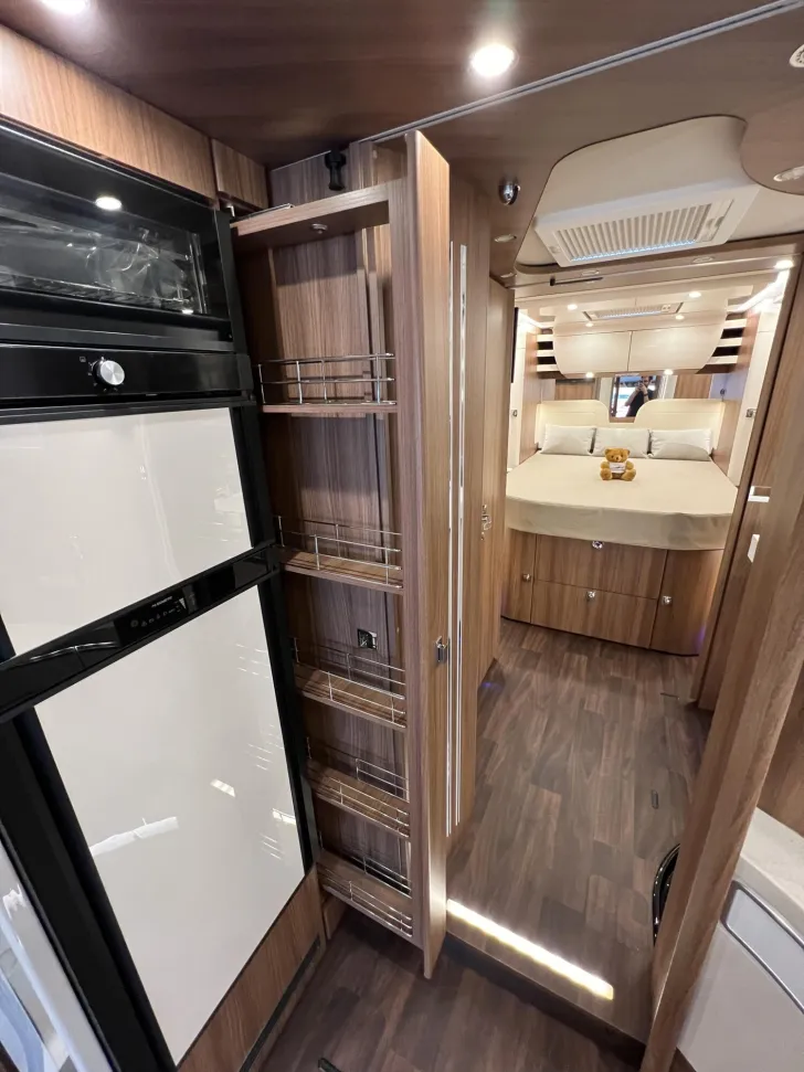 Fahrzeugbild Carthago chic e-line xl I I 64 QB (408) #26
