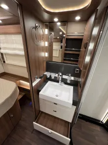 Fahrzeugbild Carthago chic e-line xl I I 64 QB (408) #28