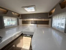 Fahrzeugbild Carado T 338 auf Okt26|Hubbett|PRO+|Autom.|LED-Scheinw. #4