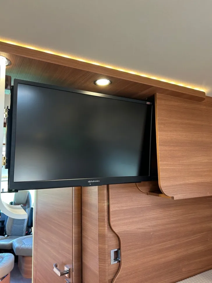 Fahrzeugbild Carthago chic c-line I 4.9 LE L #18