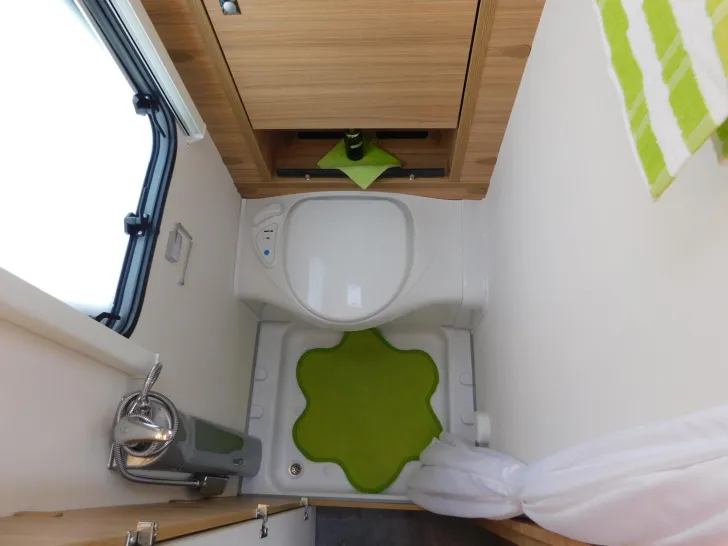 Fahrzeugbild Dethleffs Camper 530 FSK Dachklima,Autark,ATC,Duo-Control #17