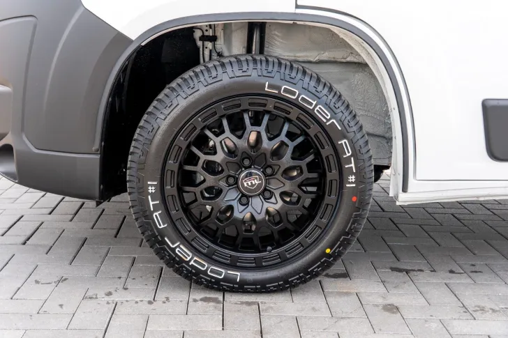 Fahrzeugbild LMC Innovan 540 2025+18"LMF+AT-REIFEN+RAHMENF+PANO #7