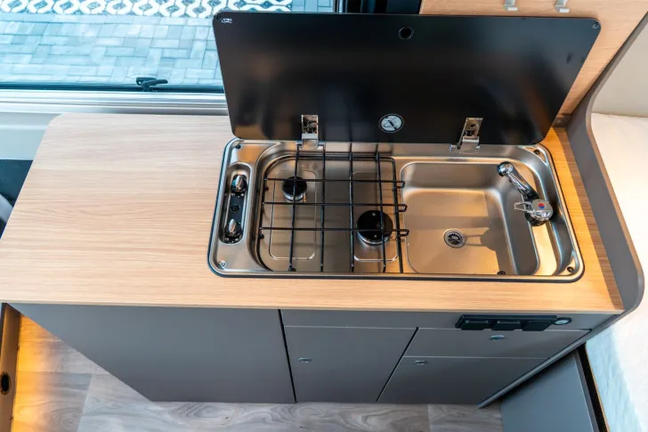 Fahrzeugbild LMC Innovan 540 2025+18"LMF+AT-REIFEN+RAHMENF+PANO #16