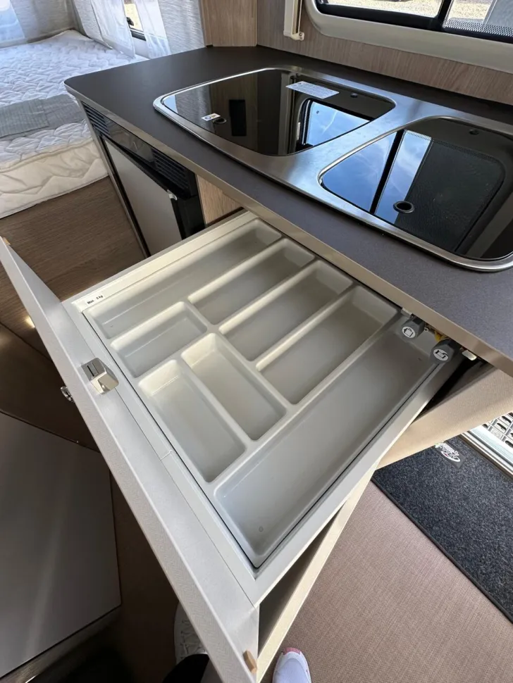 Fahrzeugbild Bürstner Premio Life 430 TS #11